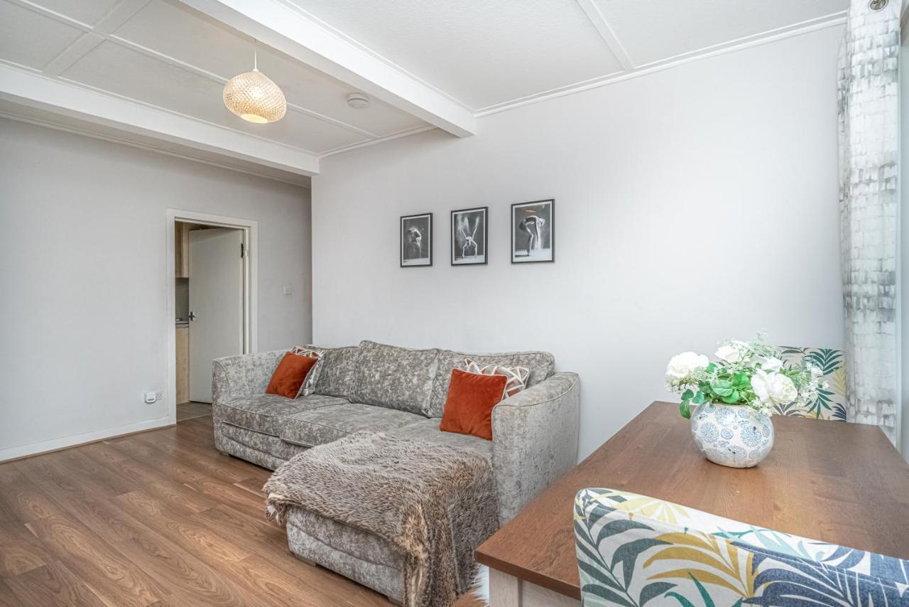 Pass The Keys Cosy And Spacious 2 Beds Flat With - Free Parking 에든버러 외부 사진