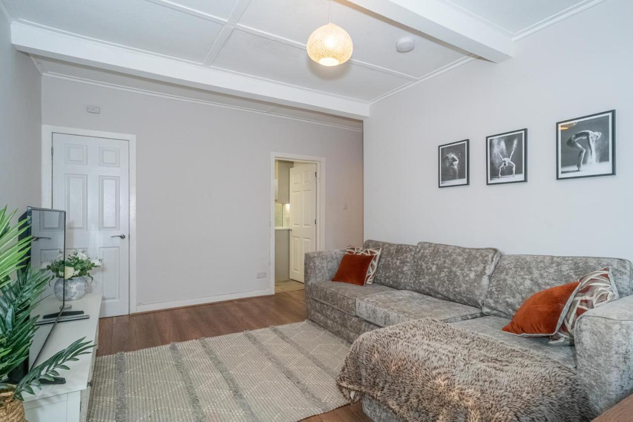 Pass The Keys Cosy And Spacious 2 Beds Flat With - Free Parking 에든버러 외부 사진